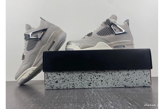 4 Frozen Moments Retro  AQ9129-001 AQ9129-001  Jordan 1208